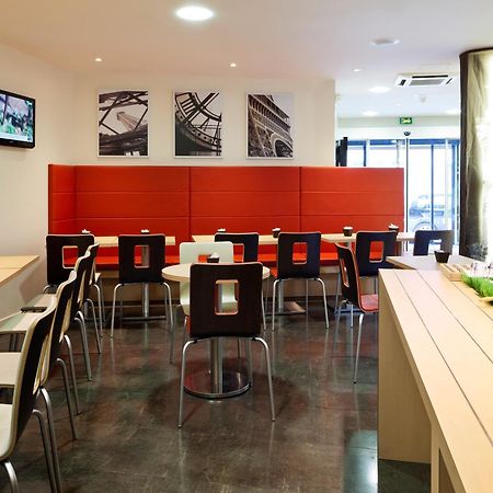 Hotel Ibis Paris Gare De Lyon Reuilly Esterno foto