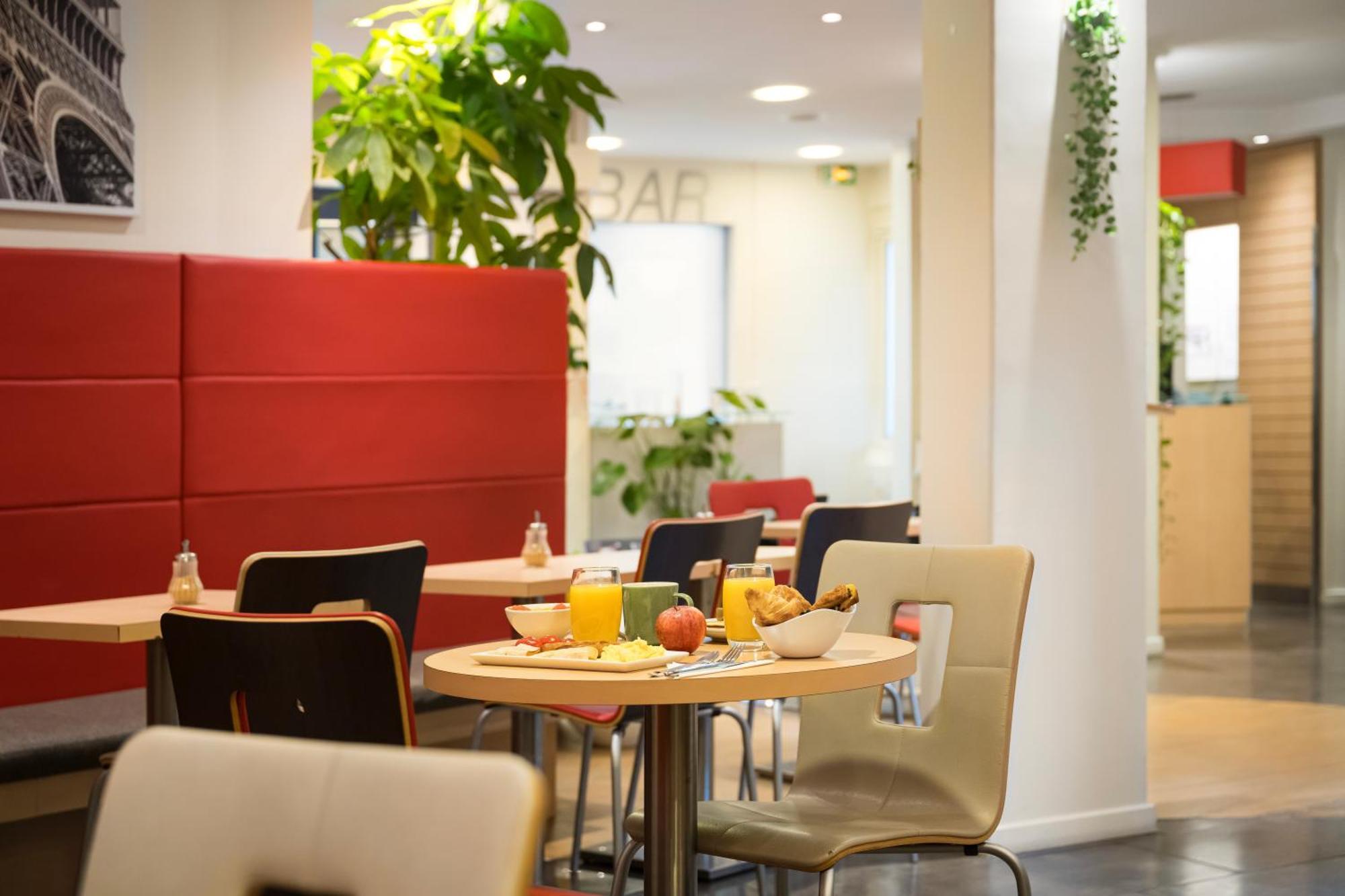 Hotel Ibis Paris Gare De Lyon Reuilly Esterno foto