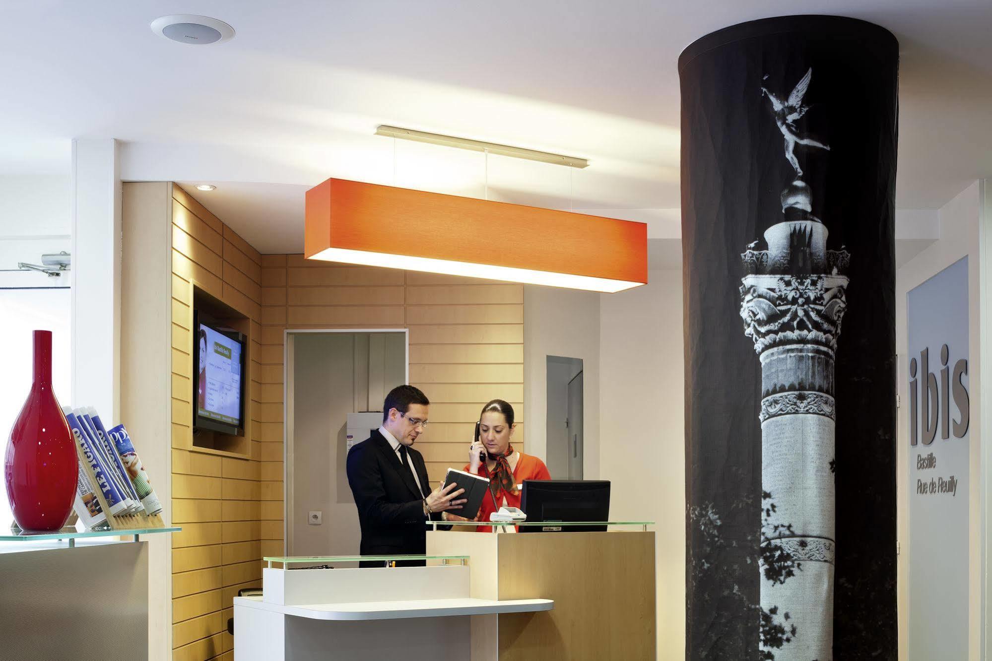 Hotel Ibis Paris Gare De Lyon Reuilly Esterno foto